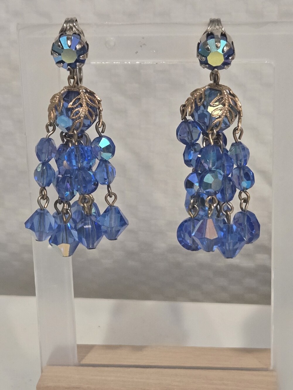 Vtg Blue Aurora Borealis Rhinestone Crystal Chandelier Clip Earrings G & S Tone